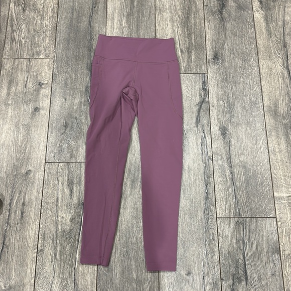 • Outdoor Voices • Swift 7/8 Length Athletic Legging Swift Berry Purple Small - Picture 5 of 7